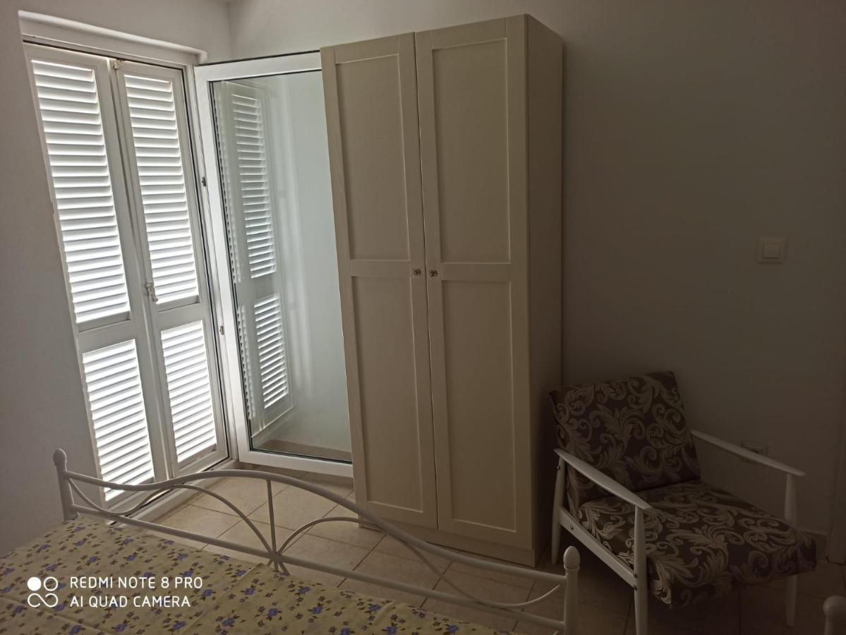 Boni02 Apartment Gdinj Ngoại thất bức ảnh