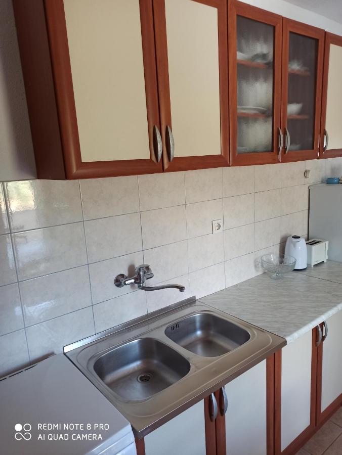 Boni02 Apartment Gdinj Ngoại thất bức ảnh